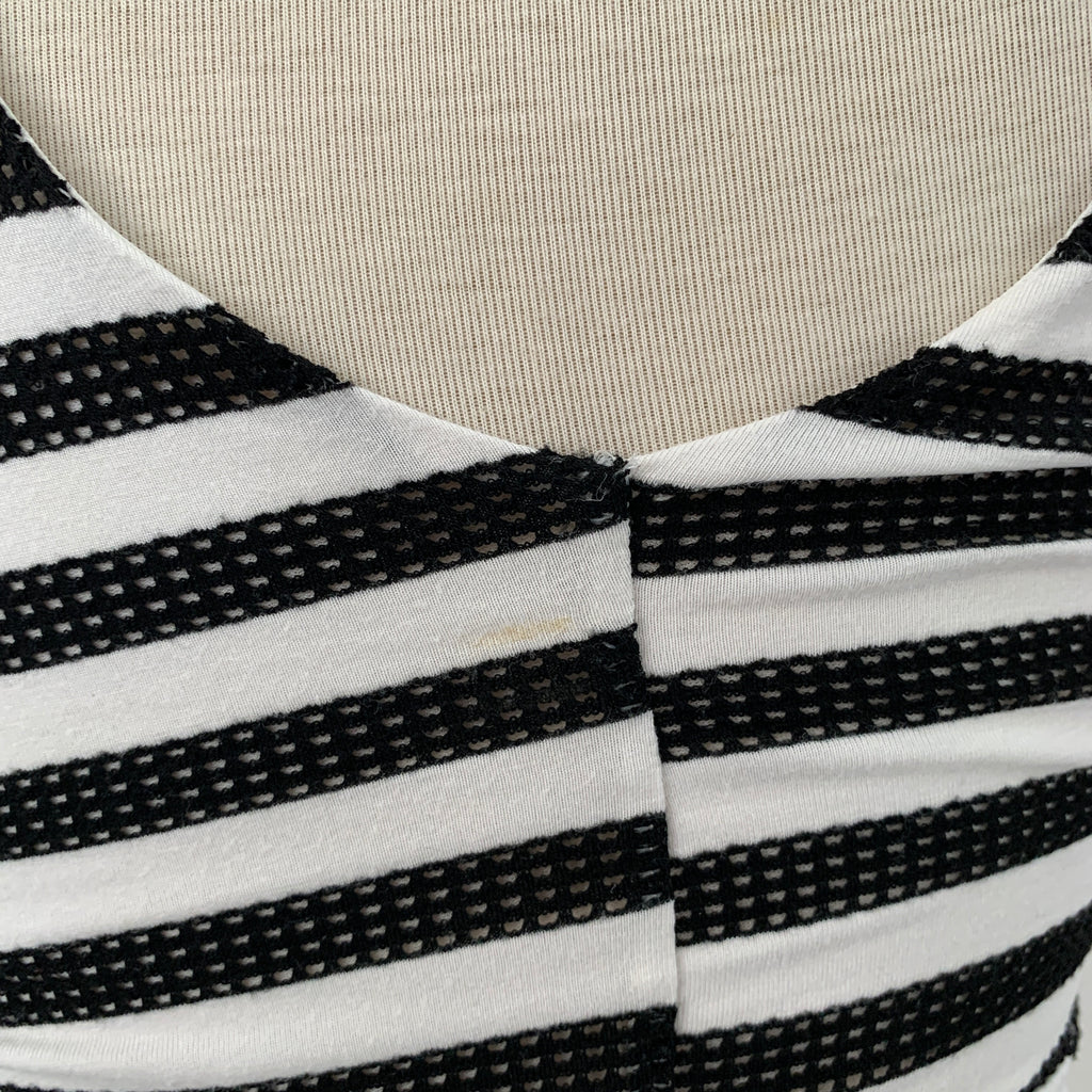 River Island Black & White Top | Gently Used |