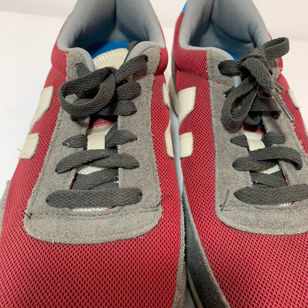New Balance Men's Maroon Sneakers | Pre Loved |