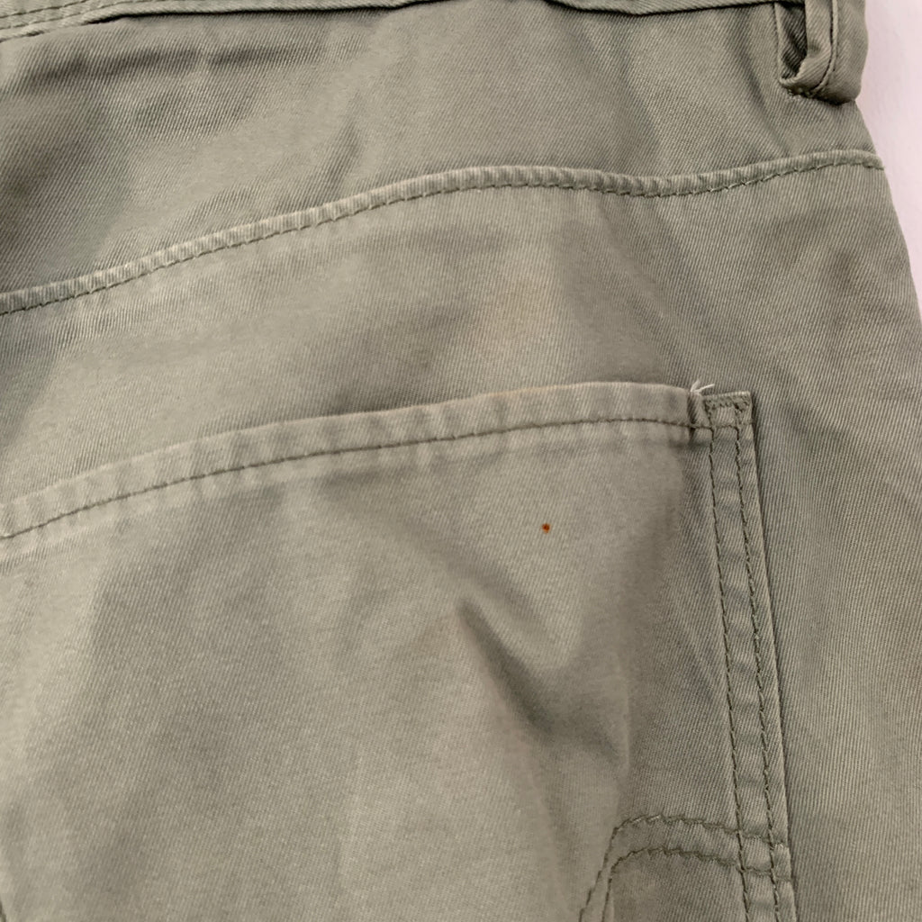 Levis Men's Army Green Pants | Pre Loved |