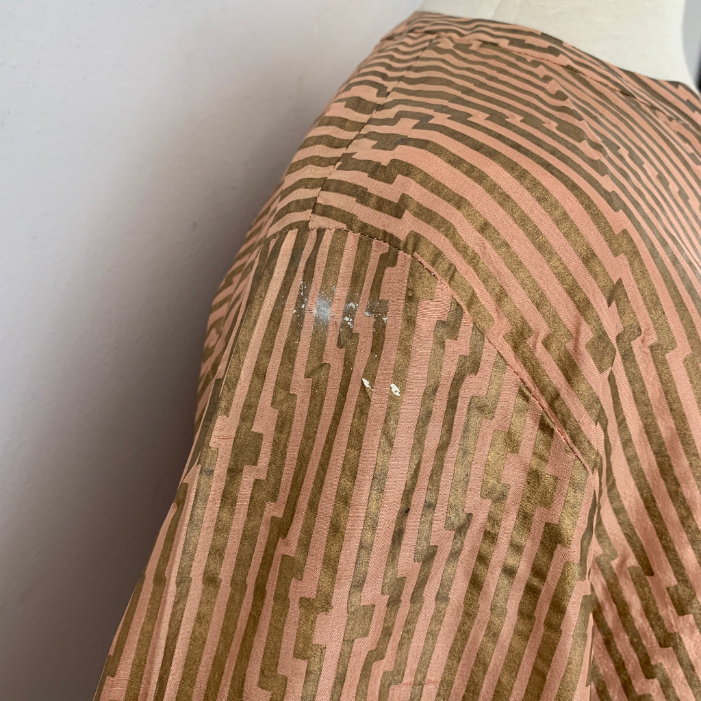 Sania Maskatiya Peach & Gold Silk Kameez (3 pieces) | Pre Loved |