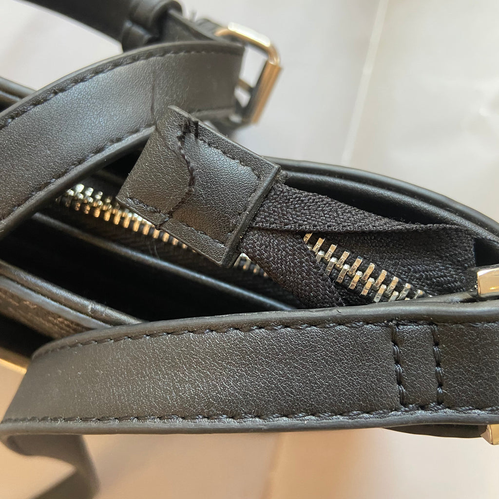 Jones New York Black Monogram Crossbody Bag | Like New |