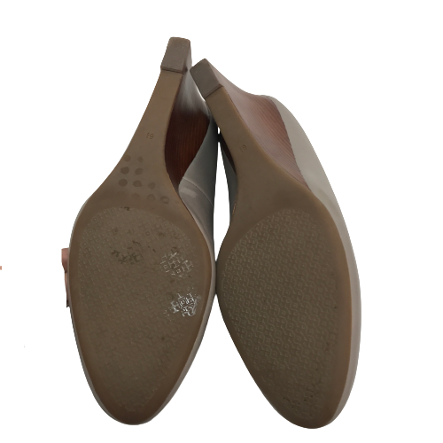 Tory Burch Grey Leather 'Claire' Wedges | Pre Loved |