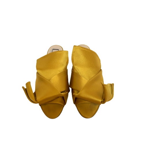 N°21 Mustard Satin Knotted Flat Sandals | Gently Used |