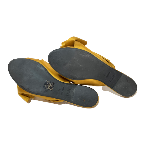N°21 Mustard Satin Knotted Flat Sandals | Gently Used |