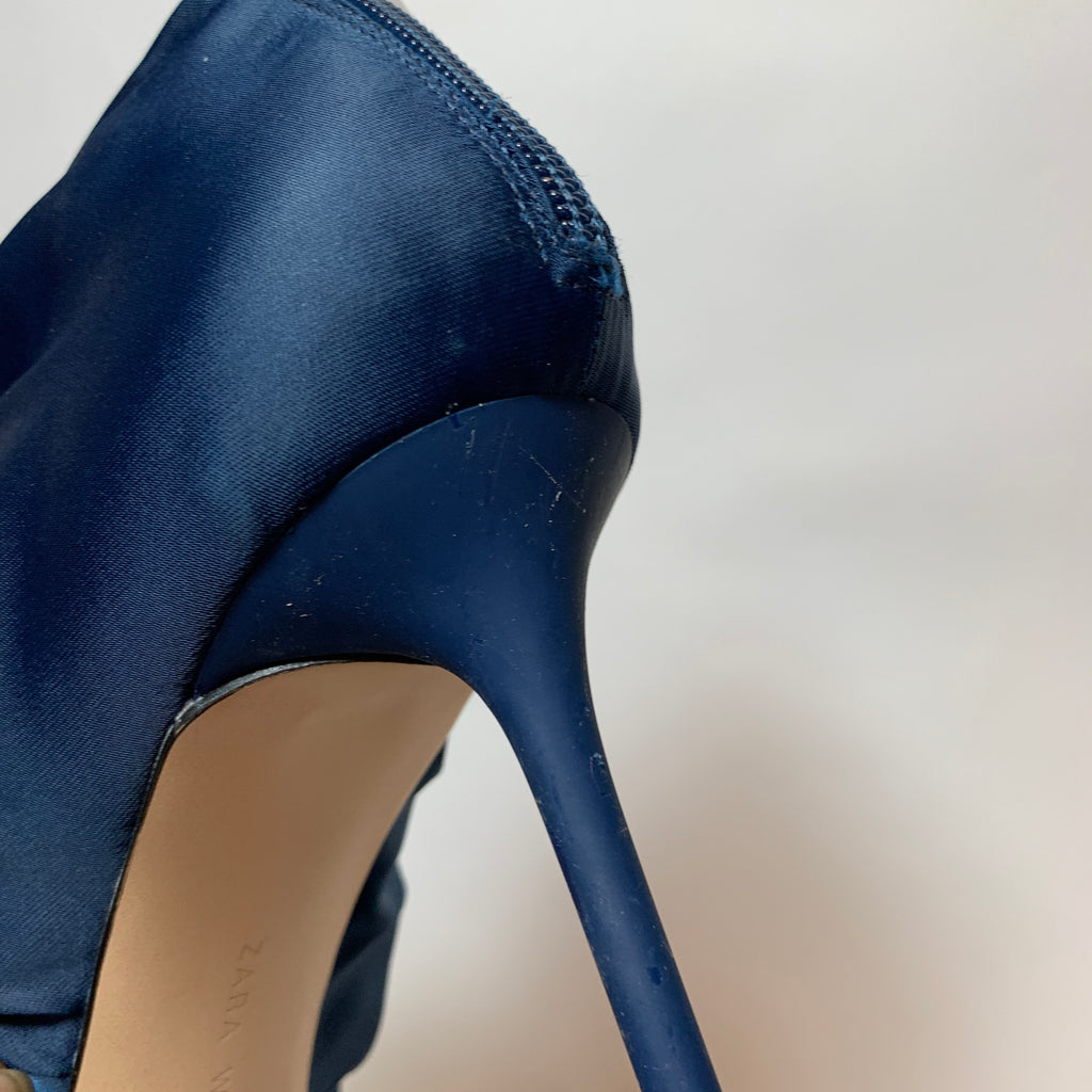 ZARA Blue Satin Ruche Pointed Pumps | Pre Loved |