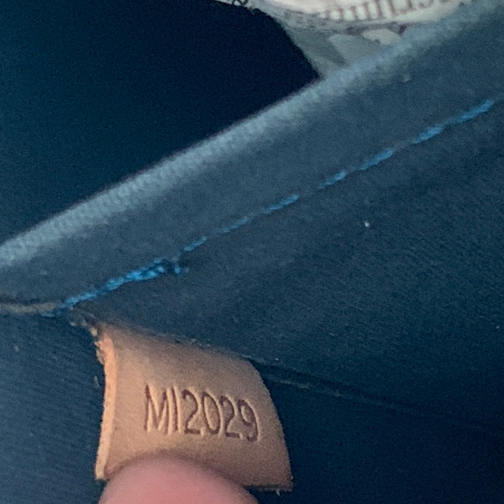 Louis Vuitton ALMA GM Green Vernis Leather Tote