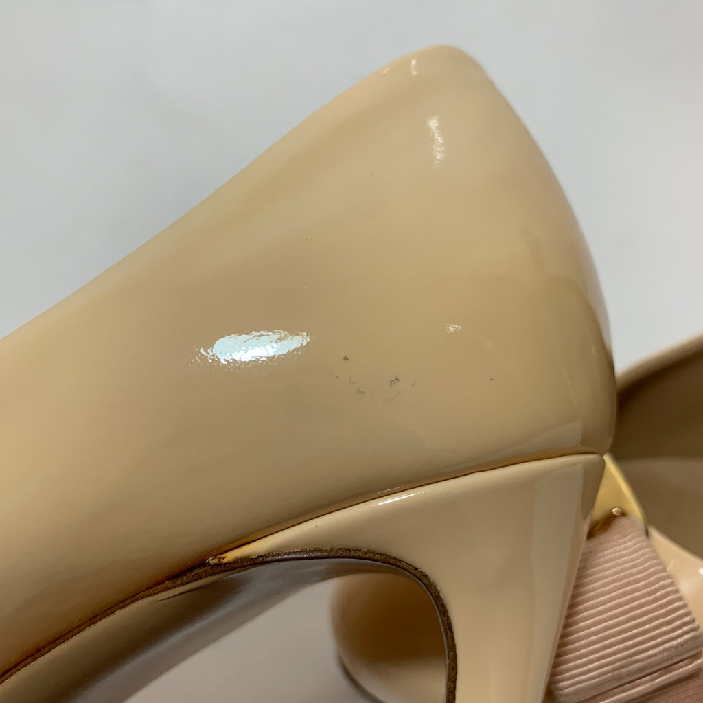 Salvatore Ferragamo 'Riley' Beige Patent Pumps | Pre Loved |