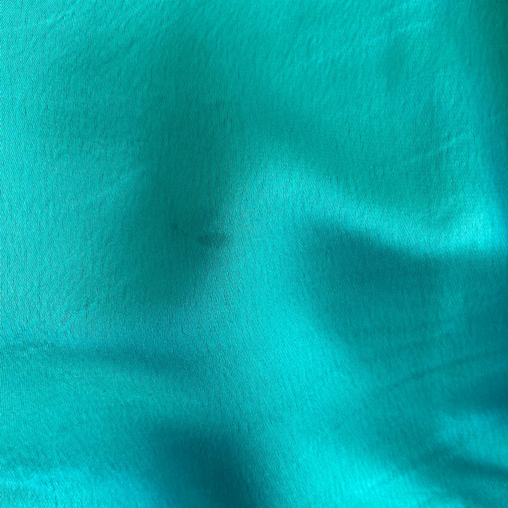 Umaima Mustafa Green Satin Open-front Sleevless Jacket | Pre Loved |