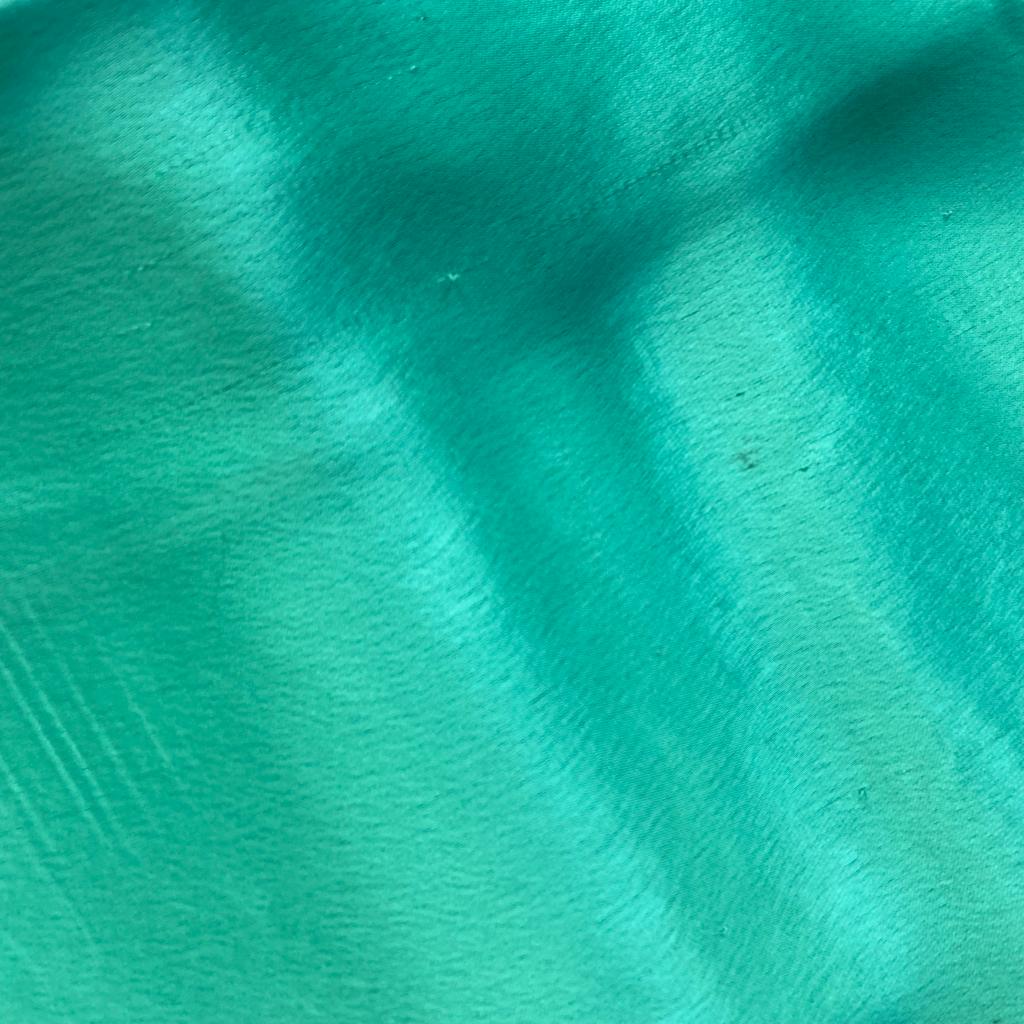 Umaima Mustafa Green Satin Open-front Sleevless Jacket | Pre Loved |