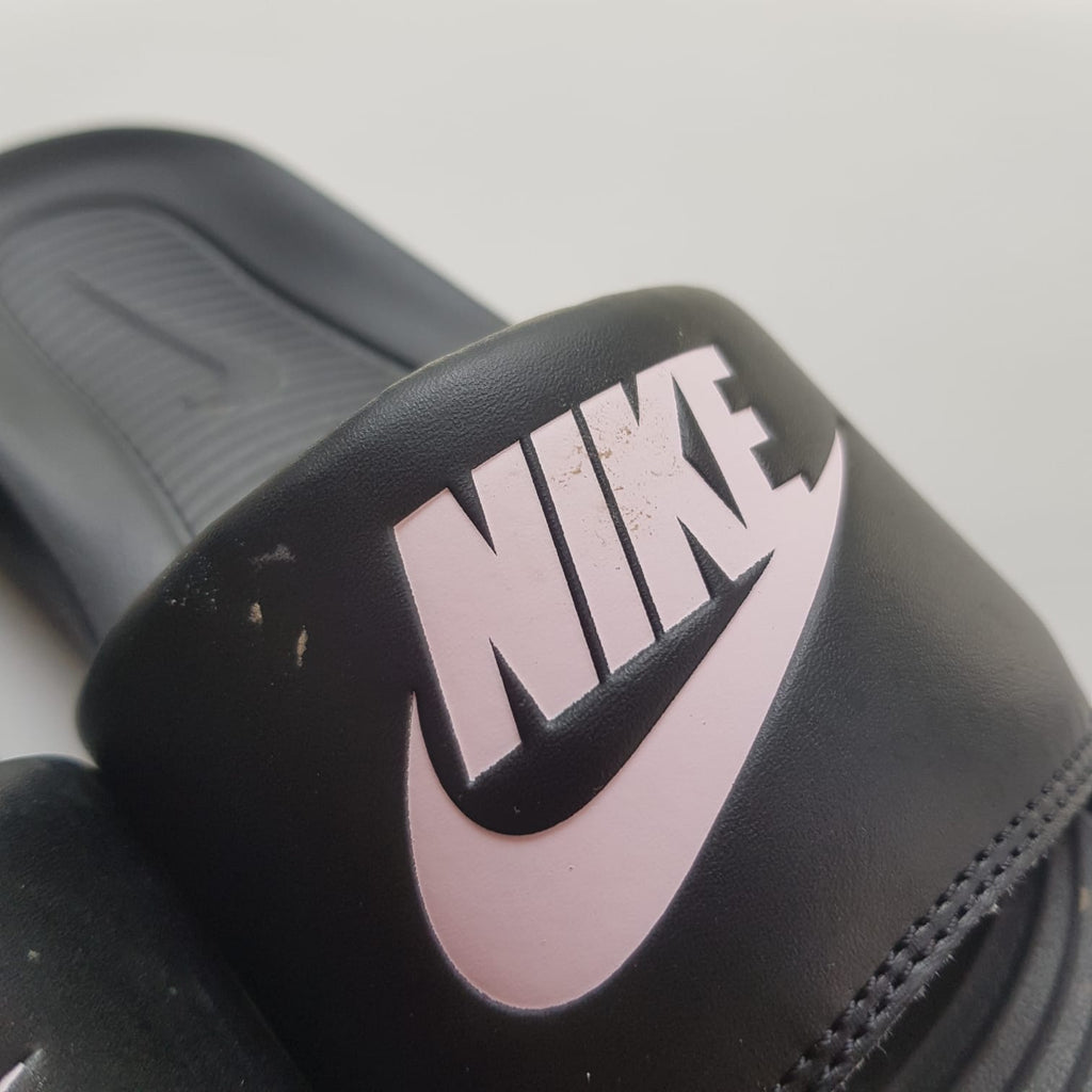 Nike 'Victori One' Black Women's Slides | Pre Loved |