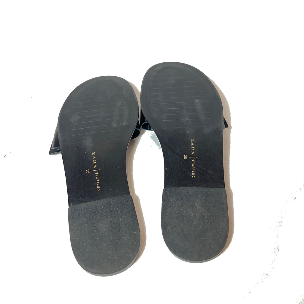 Zara Black with Round Gold Buckle Slides | Pre Loved |