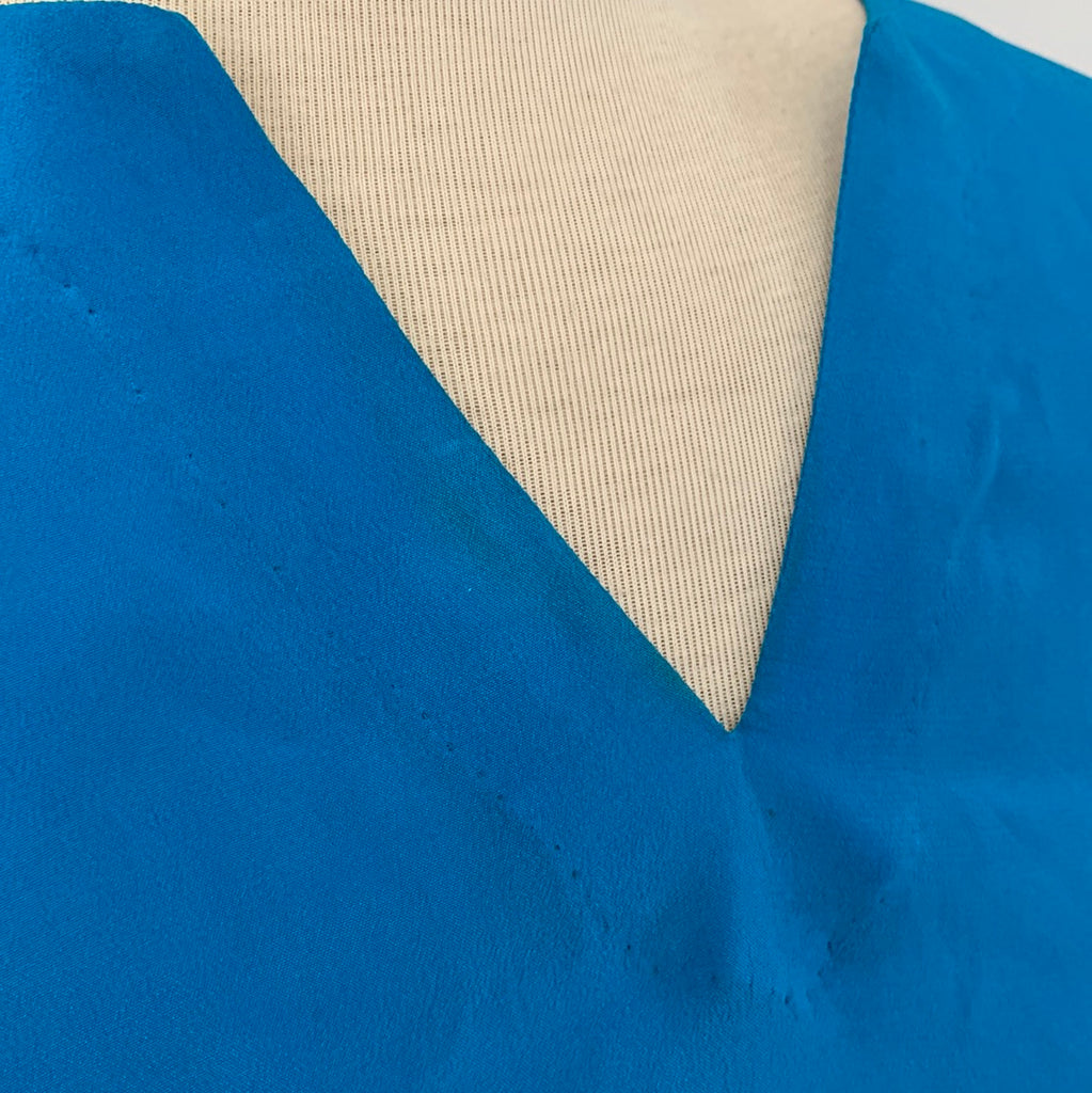 Shamsha Hashwani Turquoise Silk Embroidered Kameez | Brand New |