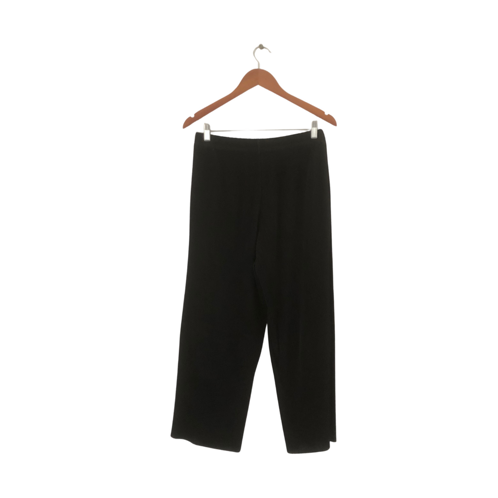 Uniqlo Black Pleated Pants | Gently Used |